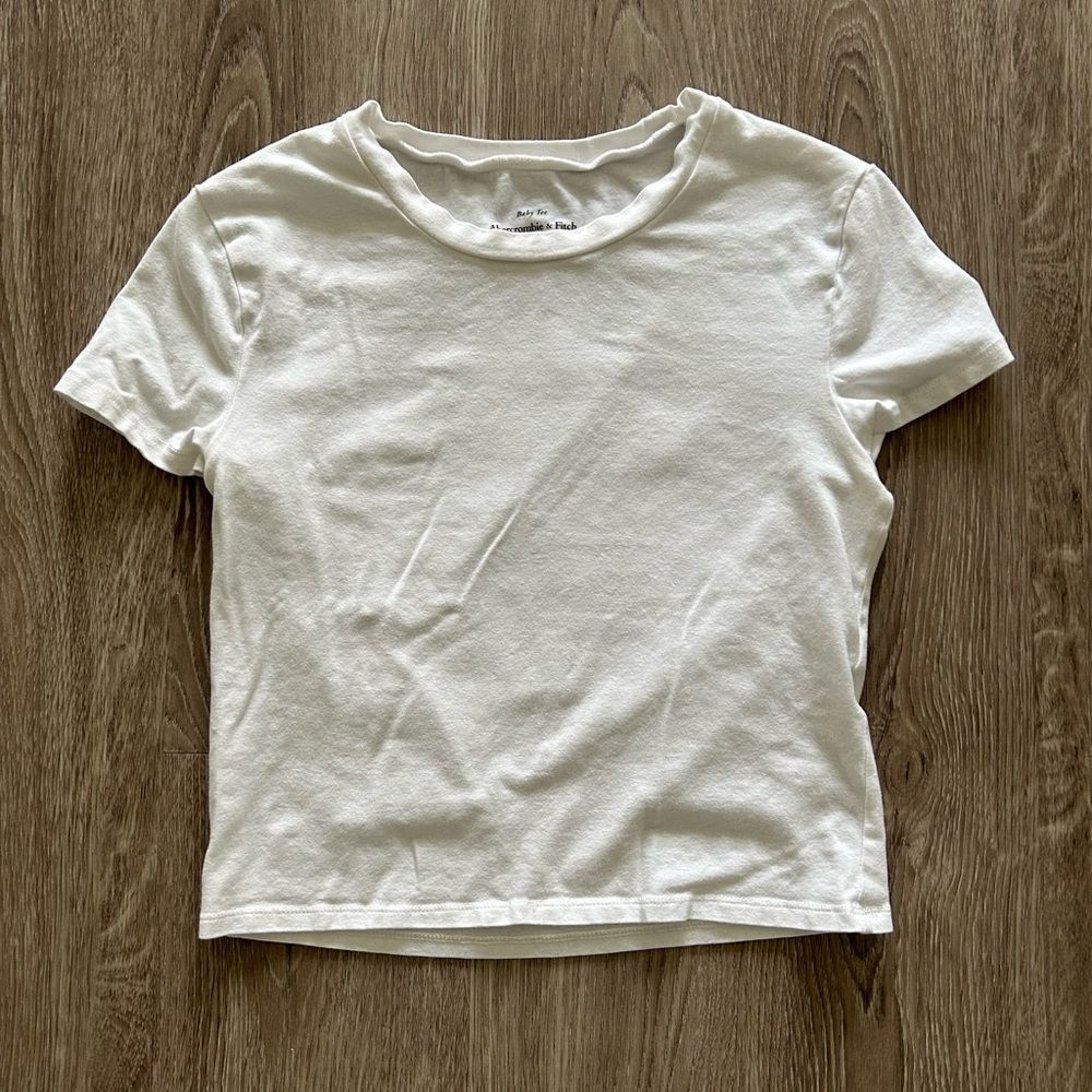 Abercrombie & Fitch White Short Sleeve Crew Tee